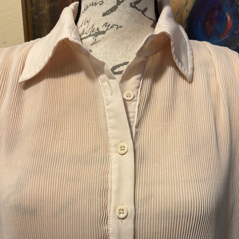 PrettyLittleThing Maternity Button Down Collar Long Sleeve Stretch Pleated top